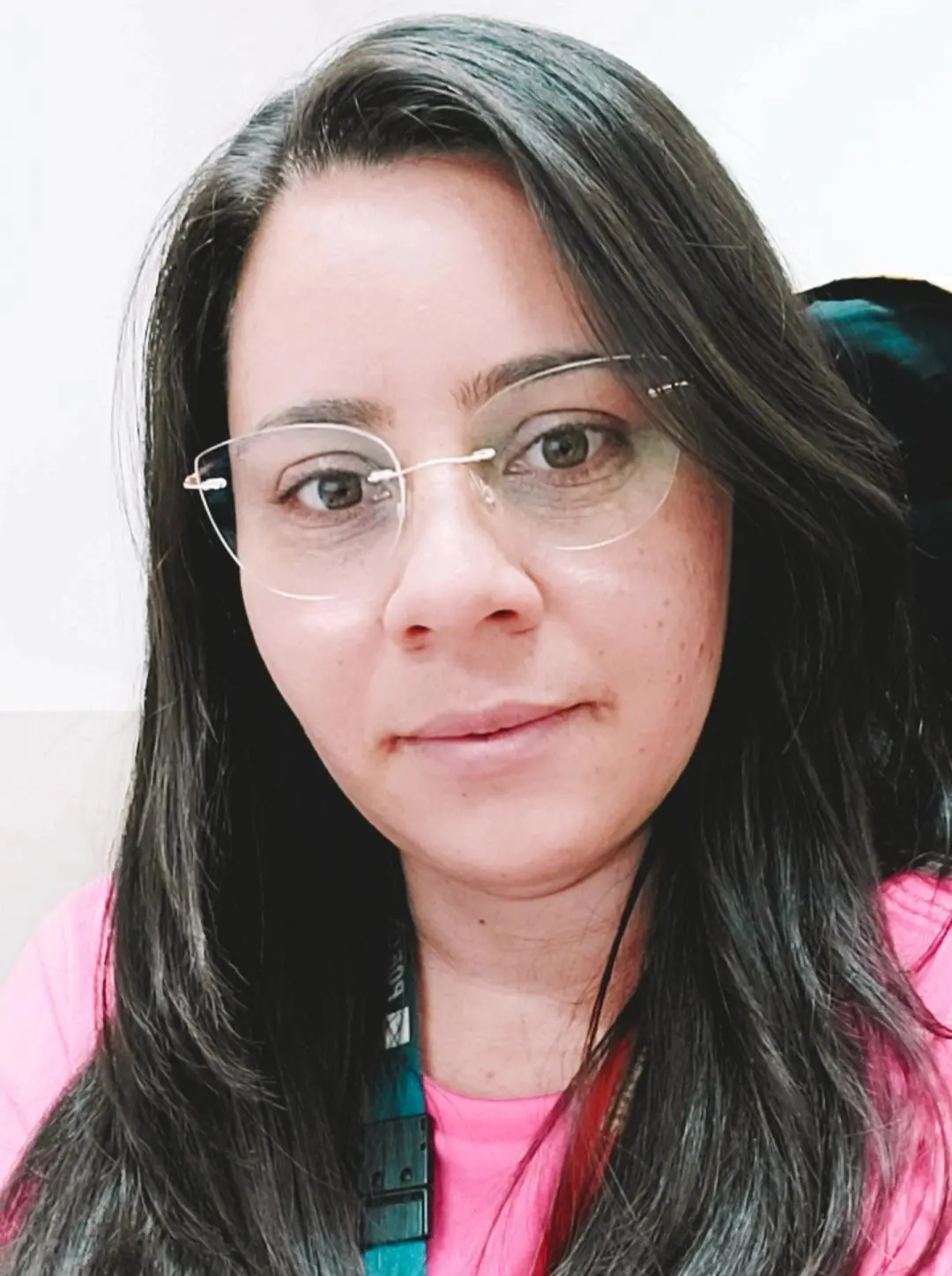 Gostei muito! O óculos é lindo, leve, discreto, bem como eu queria. As lentes de grau são finas, bem acabadas. Super recomendo!